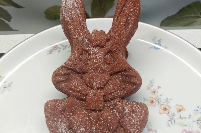 velikonočni zajček iz biskvita